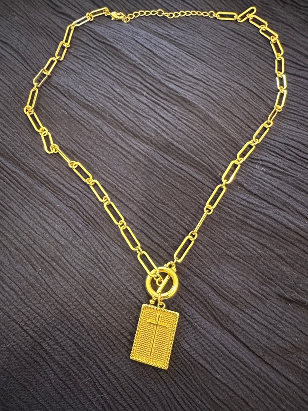Gold Pendant Cross Link Chain Necklace - Women